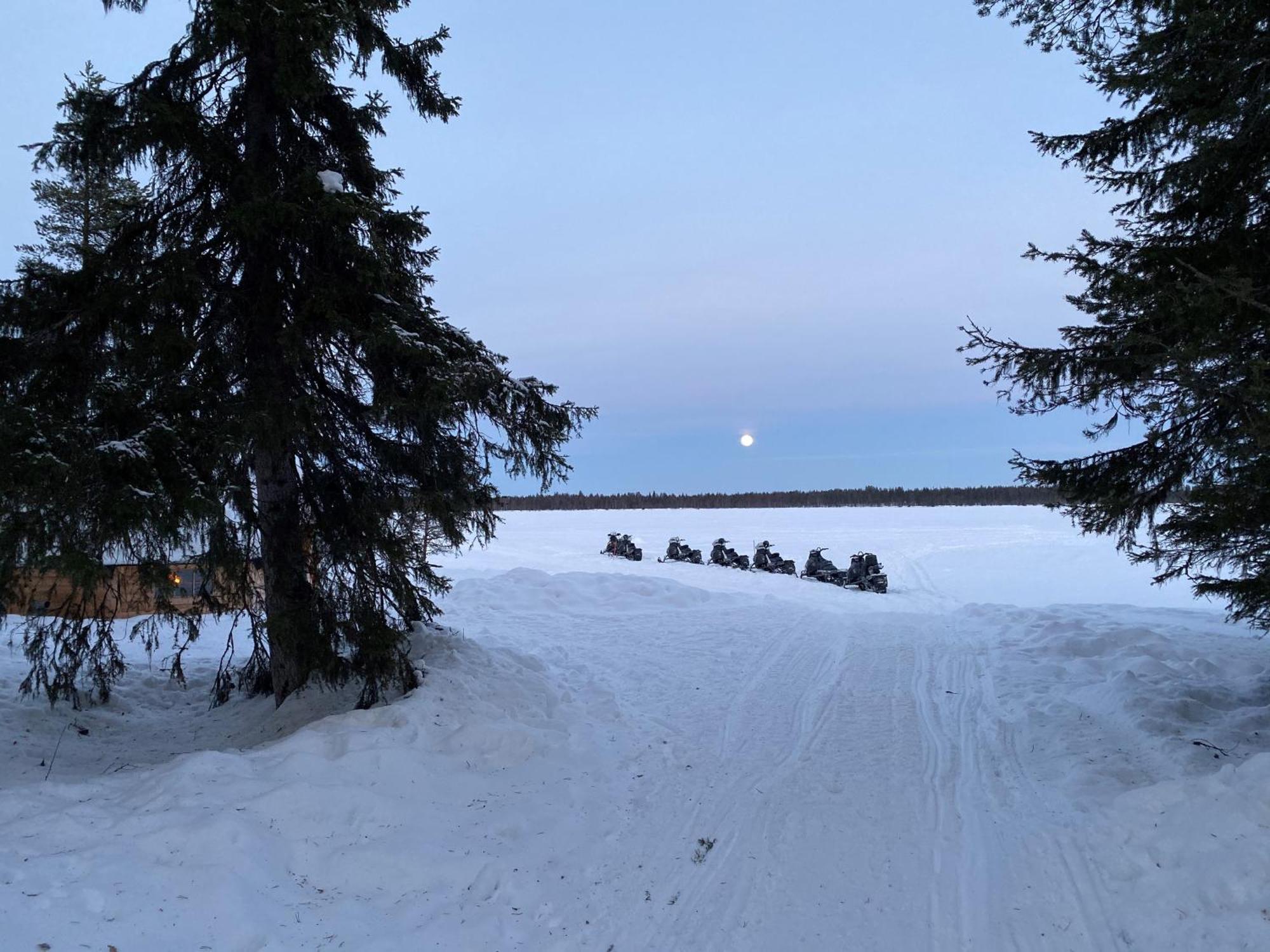 Majatalo Jurtta Hotel Rautuskyla Bagian luar foto